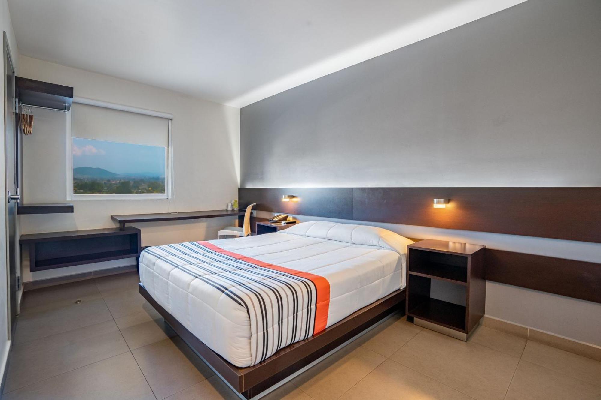 City Express Junior By Marriott Aguascalientes Centro מראה חיצוני תמונה