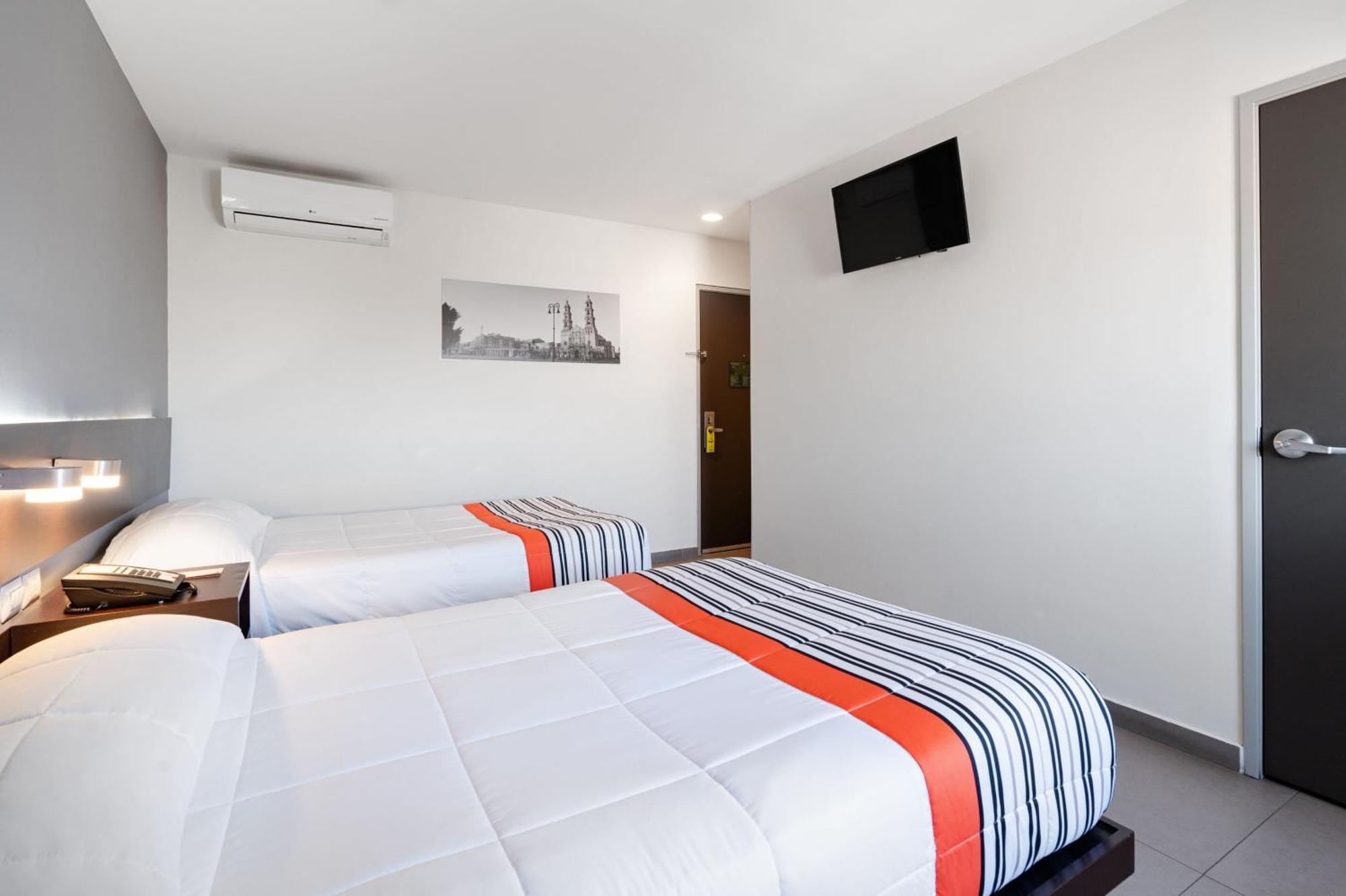 City Express Junior By Marriott Aguascalientes Centro מראה חיצוני תמונה