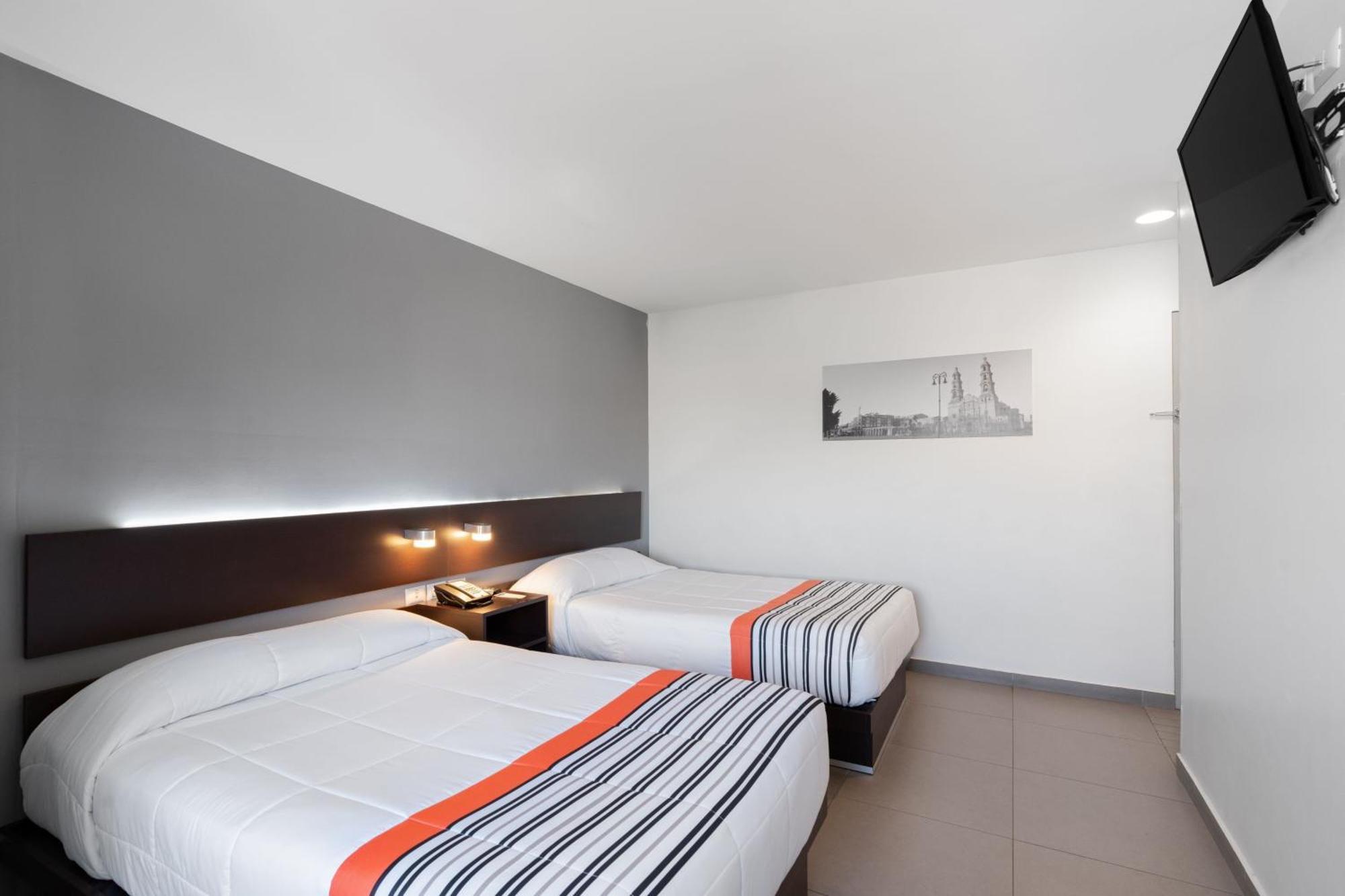 City Express Junior By Marriott Aguascalientes Centro מראה חיצוני תמונה