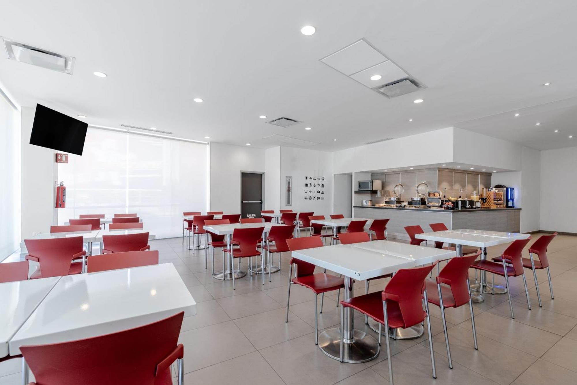 City Express Junior By Marriott Aguascalientes Centro מראה חיצוני תמונה